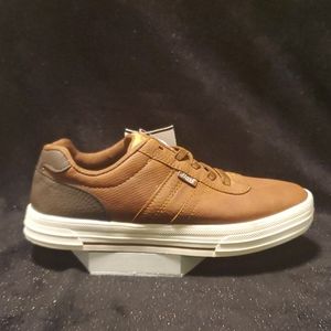 Bass never worn sneaker/loafer for boys